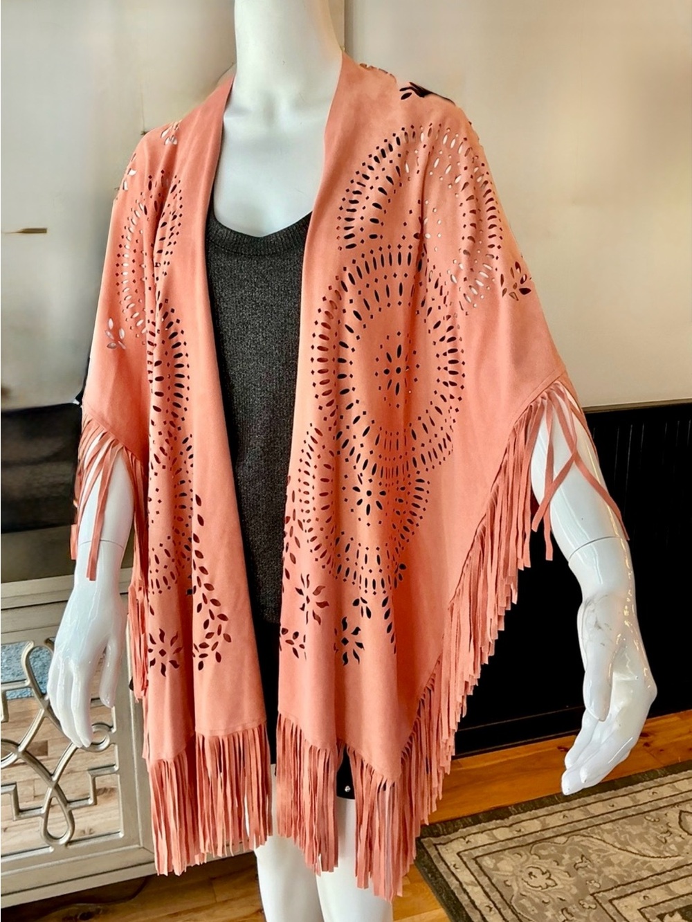 Patrizia Luca Suede-Like Hippie Fringe Shawl Autumn Peach 70’s Indie Sleez